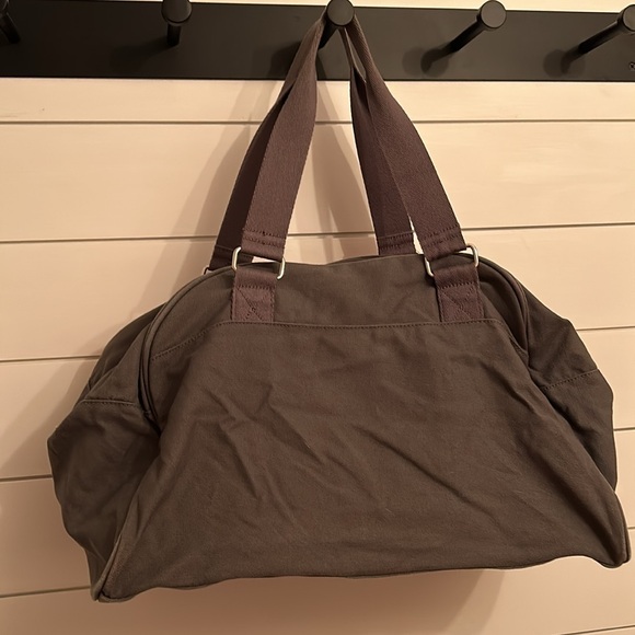 Rare Pink Victoria Secret Duffel Travel Bag - Picture 5 of 7